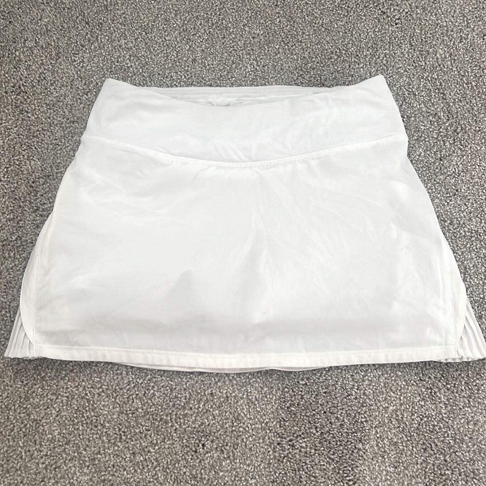white lulu skirt size 2
